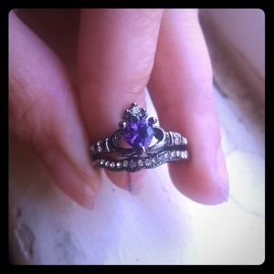 Black&purple claddagh ring/engagement set